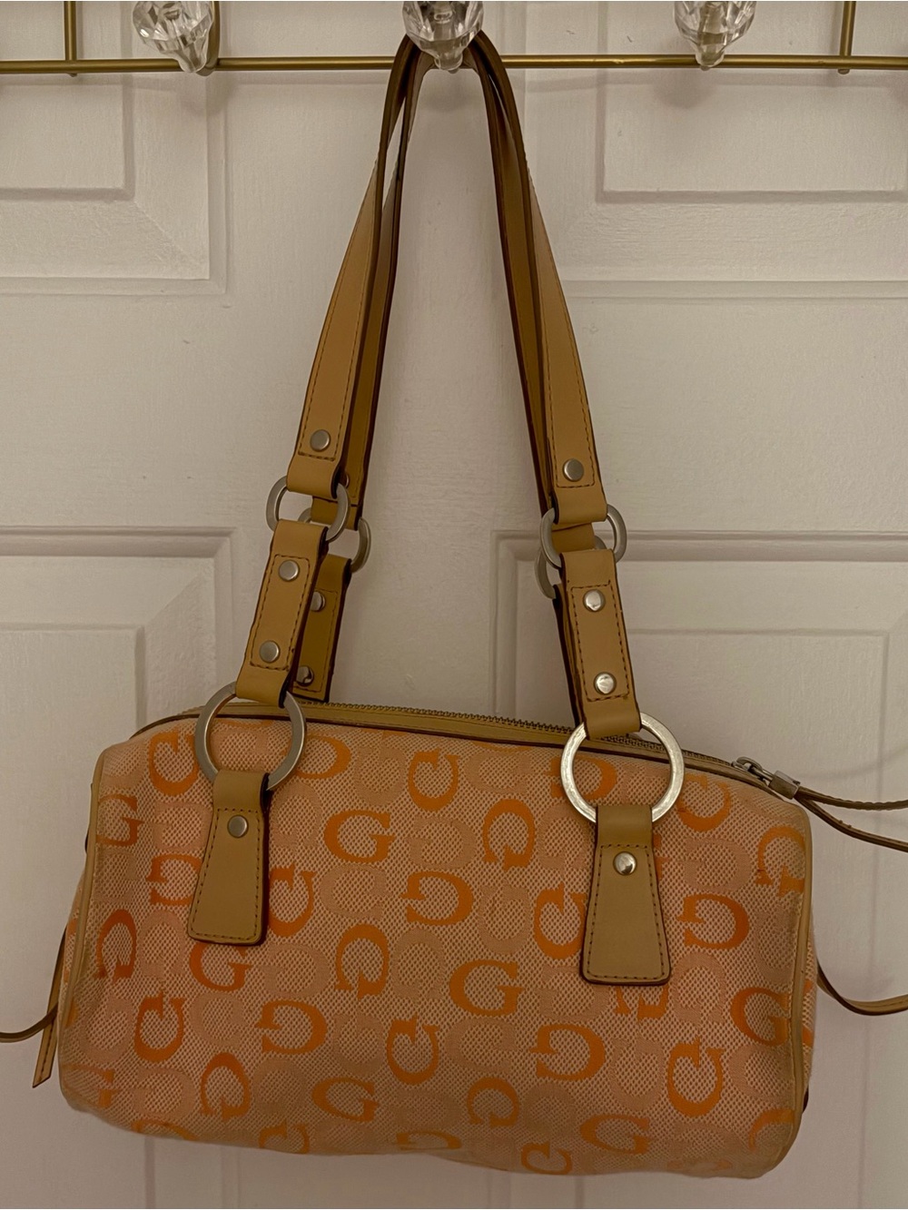 Vintage Guess Monogram Shoulder Barrel Bag